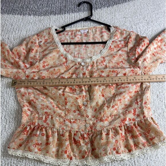 Snak Top Womens Sz 10 Silk floral lace trim Embroidered Boho Blouse Cottagecore - Picture 9 of 10